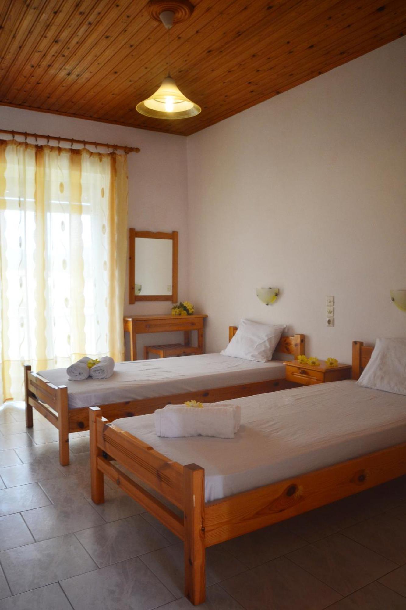 Xidis Hotel Лаганас Стая снимка