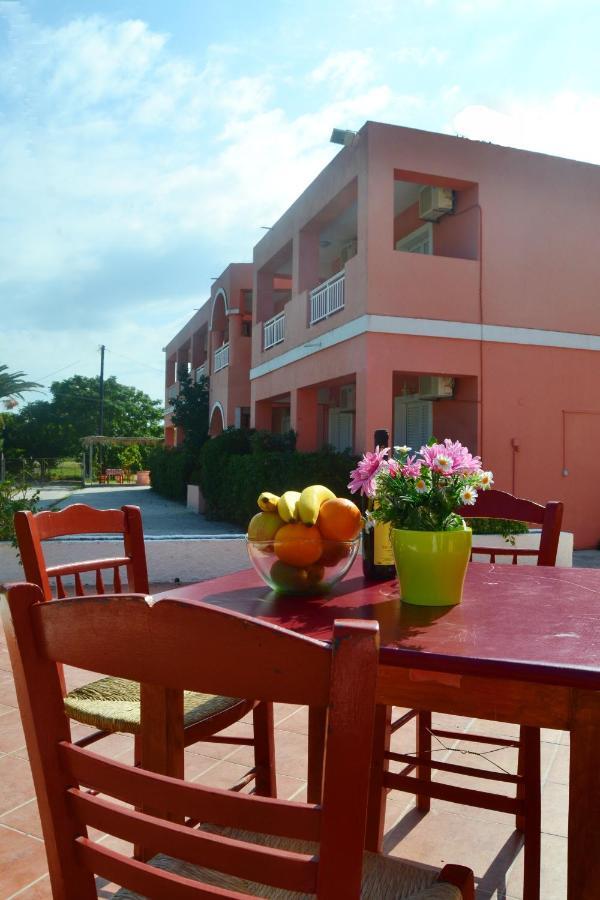Xidis Hotel Лаганас Екстериор снимка