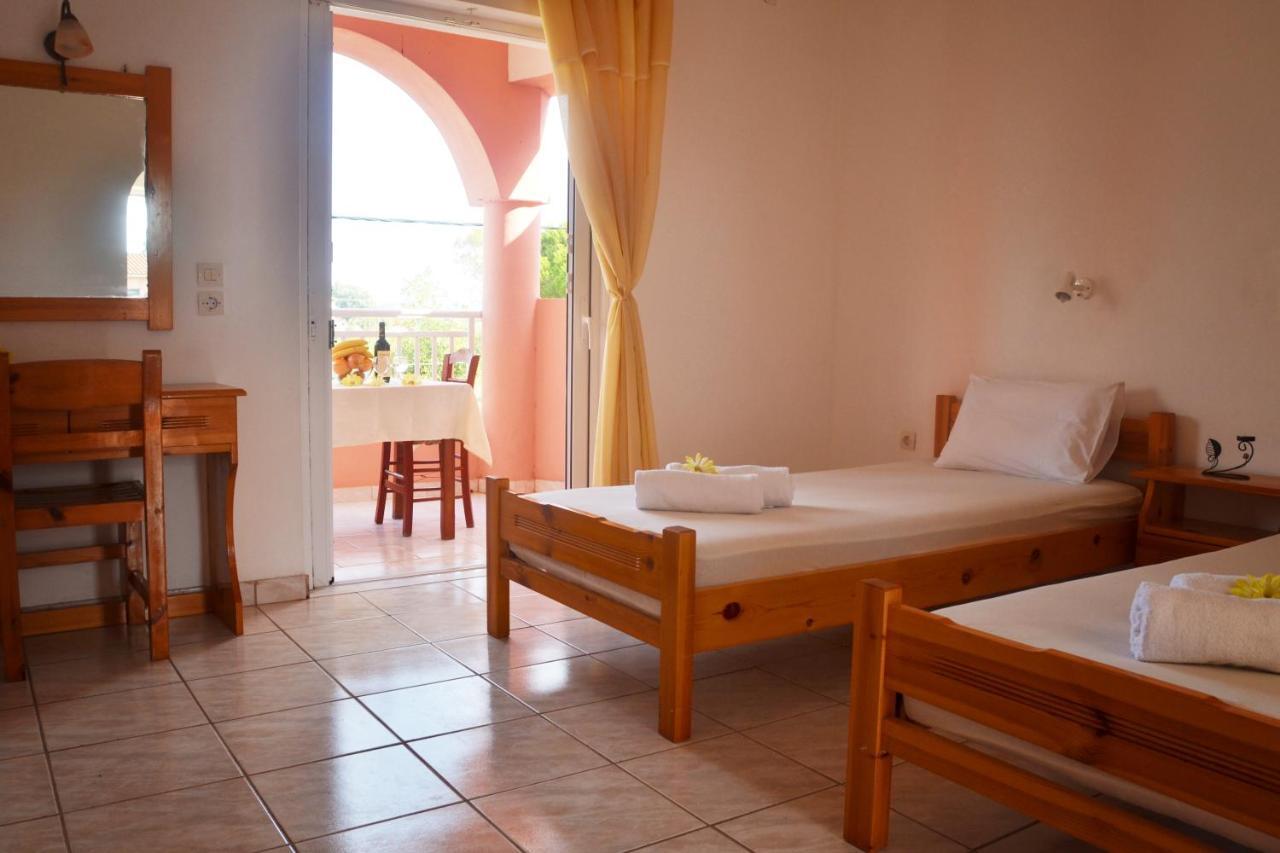 Xidis Hotel Лаганас Екстериор снимка