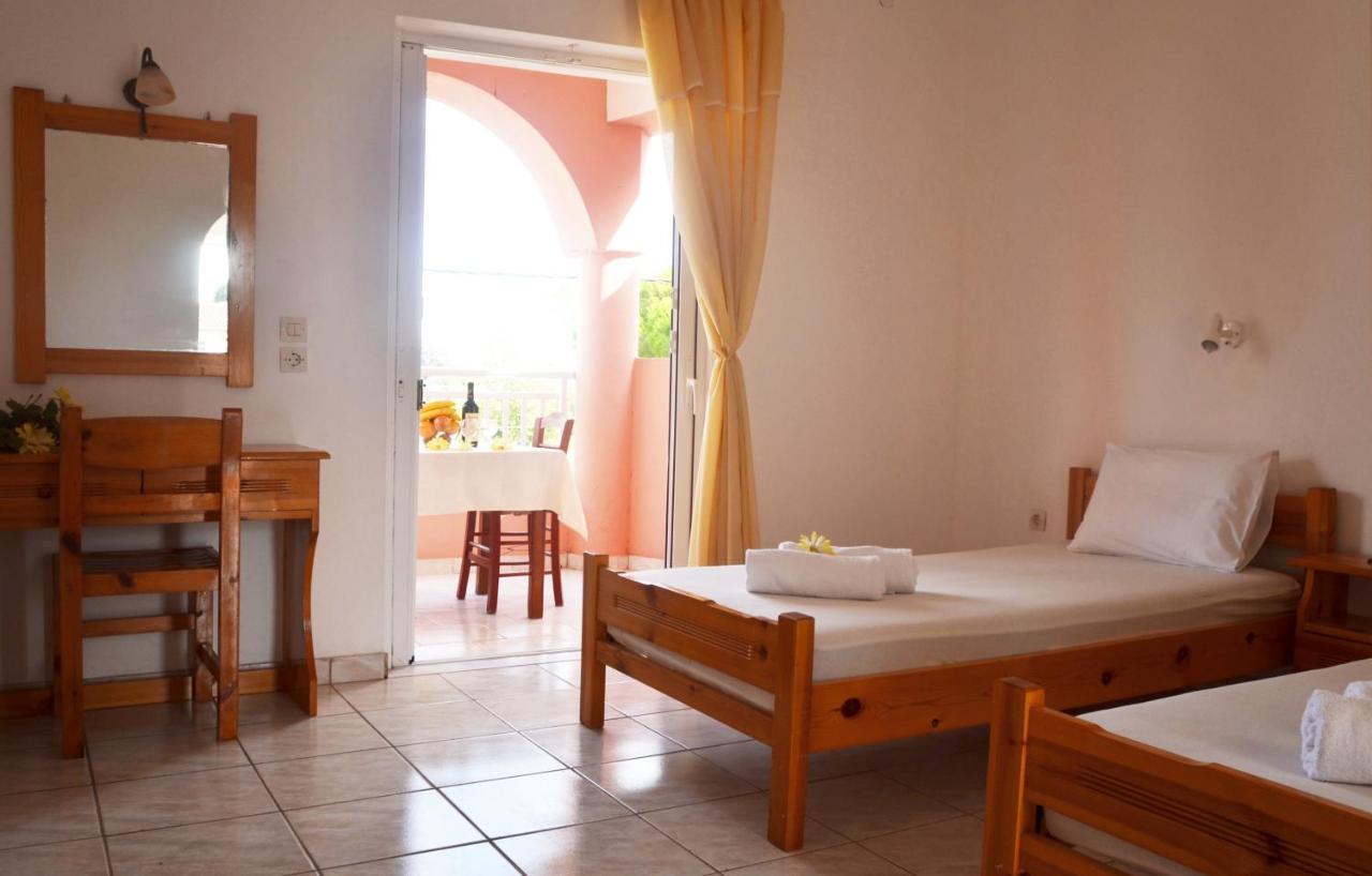 Xidis Hotel Лаганас Екстериор снимка
